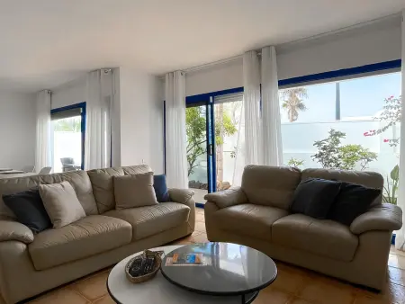 Villa élégante avec piscine et proche de la plage - Photo 18