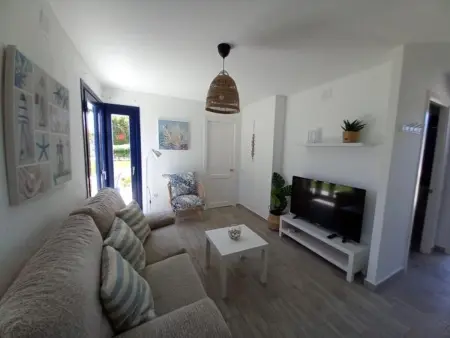 Maison de Vacances Confortable à Corralejo avec Piscine, à Deux Pas de la Plage - Photo 4