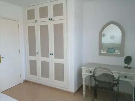 Maison de Vacances Spacieuse avec Terrasse et Piscine à Corralejo, Idéale pour 4 Personnes - Photo 24