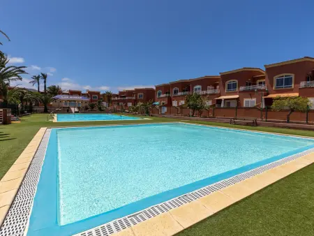 Charmante Maison de Vacances à Tuineje, Proche Centre et Plage, avec Piscine Commune - Photo 1
