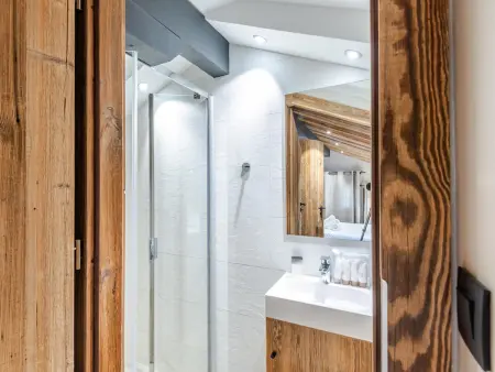 Superbe duplex rénové avec 3 chambres et garage double, au centre de Morzine - Photo 11