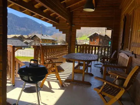 Chalet spacieux avec jacuzzi et sauna à Morzine, animaux acceptés - Photo 20