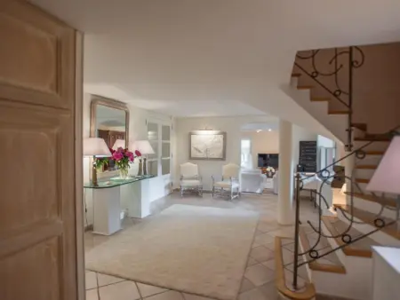 La Sarrazine, Villa avec beau jardin et piscine privée - Photo 21