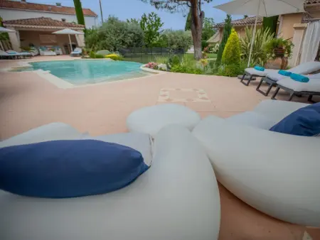 La Sarrazine, Villa avec beau jardin et piscine privée - Photo 36