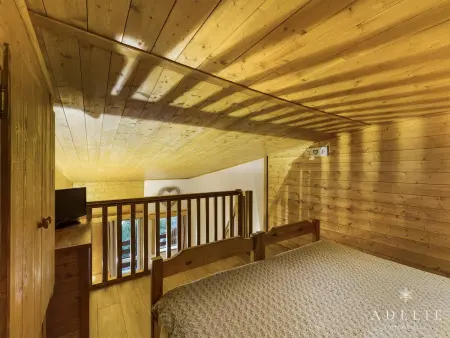 Studio mezzanine rénové 4 pers, balcon, 80m des pistes, proche commerces - Montvalezan - Photo 3