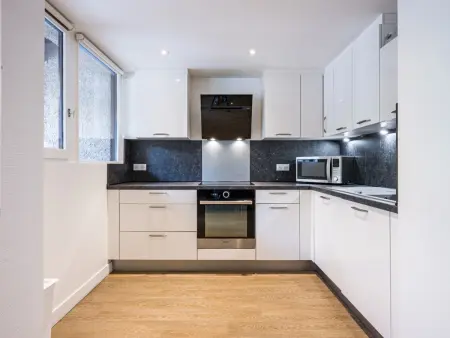 Appartement duplex au centre, ski aux pieds, rénové et spacieux - Photo 5