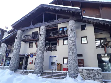 Appartement duplex au centre, ski aux pieds, rénové et spacieux - Photo 17