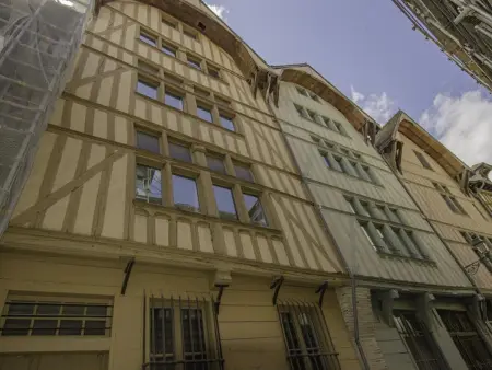 Unique triplex médiéval à Troyes, idéal pour familles - Photo 6