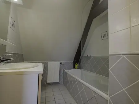 Unique triplex médiéval à Troyes, idéal pour familles - Photo 20