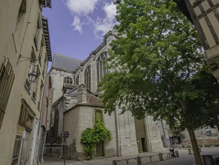 Unique triplex médiéval à Troyes, idéal pour familles - Photo 25