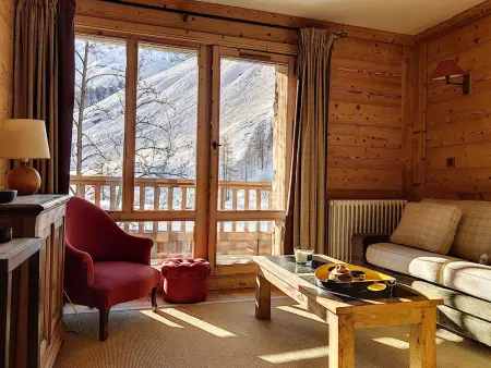 Charmant Appartement au Chatelard, Val-d'Isère, Accès Direct aux Pistes, Parking Inclus - Photo 2