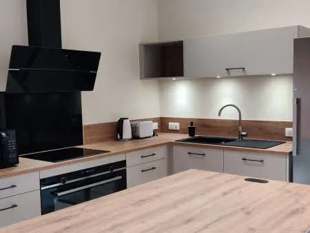 Gîte rénové avec piscine intérieure, accessible PMR, en plein cœur du Bocage Vendéen. - Photo 4