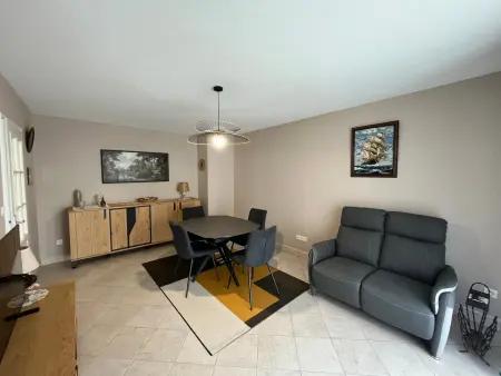 Appartement 1 Chambre, Garage, Proche Plage et Centre, 2 Étoiles, Sables-d'Olonne - Photo 2