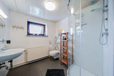 Haus Hunnenberg 2, Maison de vacances confortable pour 8 à Büllingen - Photo 17