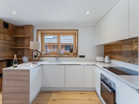 Appartement lumineux de 100 m² avec balcon, proche centre Megève, 4 adultes et 2 enfants - Photo 1