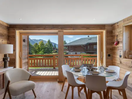Appartement lumineux de 100 m² avec balcon, proche centre Megève, 4 adultes et 2 enfants - Photo 3