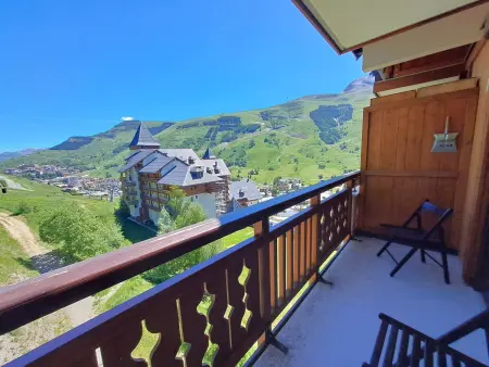 Duplex moderne aux Deux Alpes avec vue montagnes et balcon, parking inclus - Photo 3