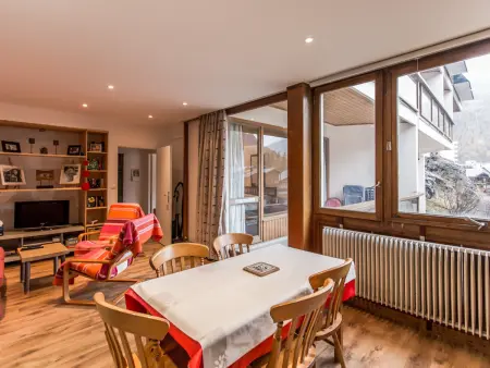 Confortable 3 pièces · Centre · 5 min des pistes · Parking · Wifi - Photo 2