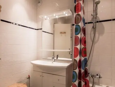 Confortable 3 pièces · Centre · 5 min des pistes · Parking · Wifi - Photo 8