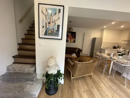 Maison de charme au centre de Moulins, avec jardin et terrasse, tout confort inclus - Photo 3