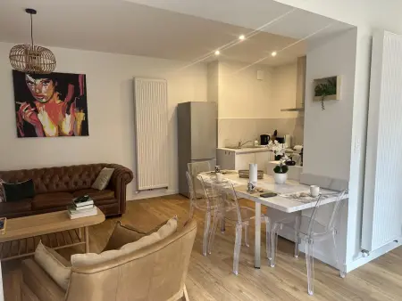Maison de charme au centre de Moulins, avec jardin et terrasse, tout confort inclus - Photo 6