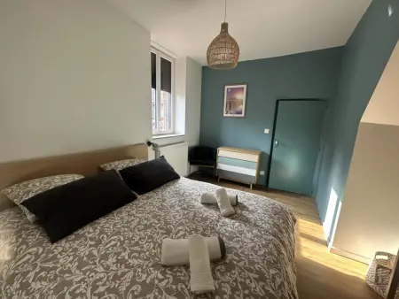 Maison de charme au centre de Moulins, avec jardin et terrasse, tout confort inclus - Photo 7