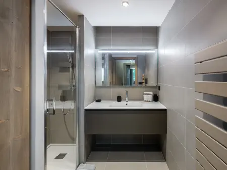 Bel appartement à Megève dans résidence avec piscine - Photo 7