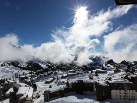 Appartement 2 pièces avec balcon et accès skis aux pieds, 5 personnes - Photo 4