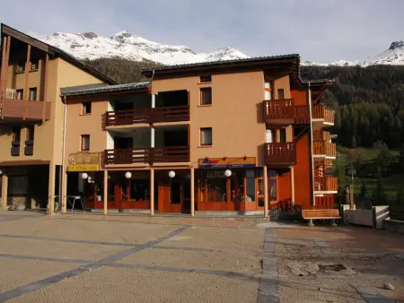 Appartement 4 pers avec terrasse, près des pistes et commerces, Val Cenis Le Haut - Photo 10