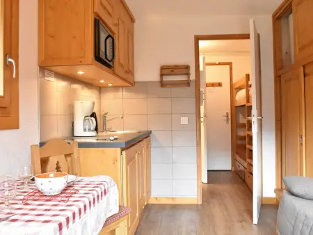 Charmant Studio Rénové pour 3 Personnes à Méribel, Proche Pistes et Commerces, Balcon Sud - Photo 1