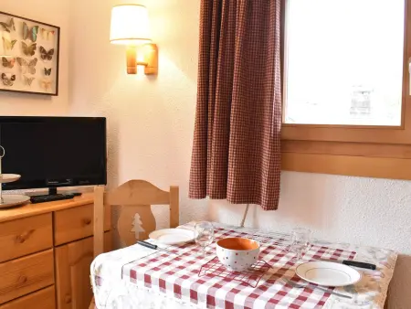 Charmant Studio Rénové pour 3 Personnes à Méribel, Proche Pistes et Commerces, Balcon Sud - Photo 4