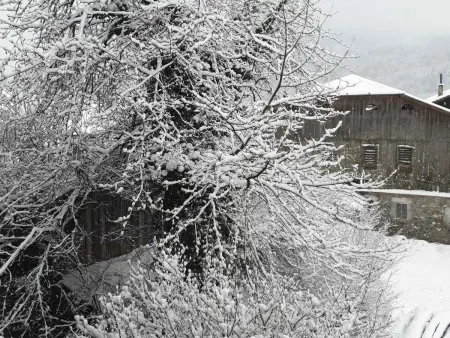 Studio lumineux pour 4 pers, animaux admis, wifi inclus, au centre de Samoëns - Photo 8