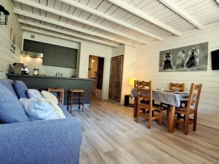 Superbe duplex rénové au pied des pistes avec terrasse - Photo 2