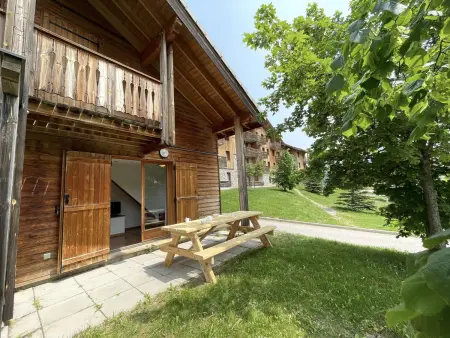 Chalet lumineux 3 pièces, 4 pers, proche remontées et pistes, balcon, parking, wifi gratuit - Photo 12