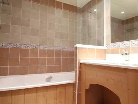 Appartement cosy 4 pers, pieds des pistes et piscine, Val-Cenis - Photo 4