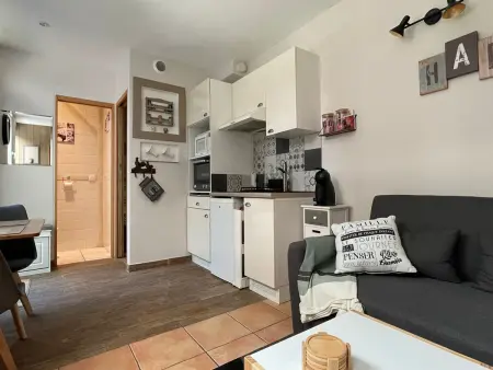 Maisonnette Cosy à Aix-les-Bains avec Terrasse et Jardin - Photo 2
