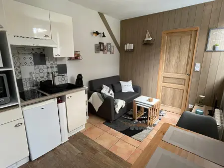 Maisonnette Cosy à Aix-les-Bains avec Terrasse et Jardin - Photo 4