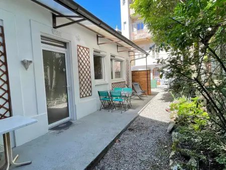 Maisonnette Cosy à Aix-les-Bains avec Terrasse et Jardin - Photo 7