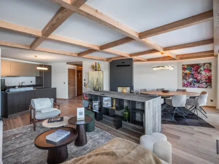 Nouveau Appartement Ski-in/Ski-out à Courchevel avec Balcon et Parking - Photo 2