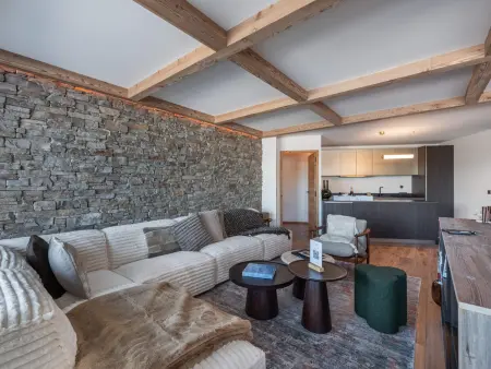 Nouveau Appartement Ski-in/Ski-out à Courchevel avec Balcon et Parking - Photo 4