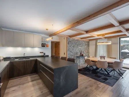 Appartement neuf ski-in/ski-out avec accès spa et piscine, à Courchevel 1850 - Photo 1