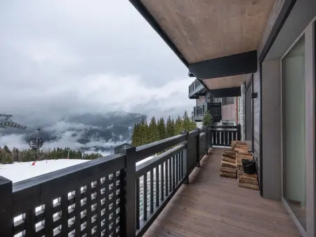 Appartement Neuf à Courchevel 1850 avec Accès Direct aux Pistes - Photo 2