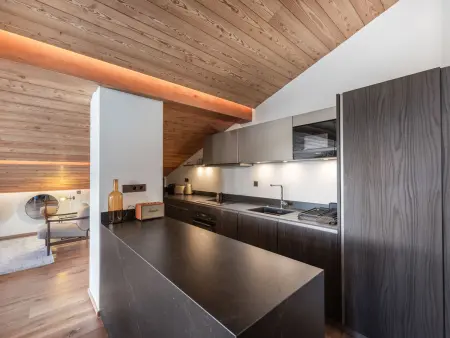 Duplex neuf sur les pistes avec SPA à Courchevel 1850 - Photo 1