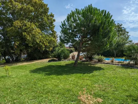 Maison avec Piscine Privative, Jardin, Billard et Proche des Plus Beaux Villages de France - Photo 3