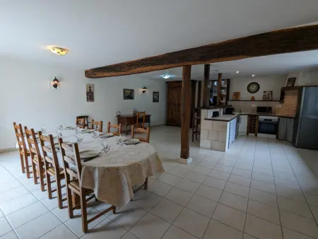Maison avec Piscine Privative, Jardin, Billard et Proche des Plus Beaux Villages de France - Photo 26