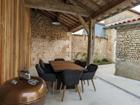 Maison avec Piscine Privative, Jardin, Billard et Proche des Plus Beaux Villages de France - Photo 33