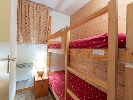 Studio cabine avec terrasse, accès direct aux pistes, idéal familles - Photo 6