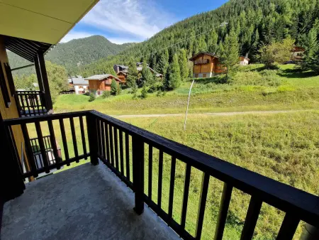 2 pièces pour 4 pers, balcon, à 30m du télécabine - Photo 4