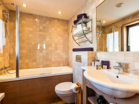 Appartement de Charme à Courchevel 1850 - 4 pers, Centre, Proche des Pistes, Balcon et Hammam - Photo 9