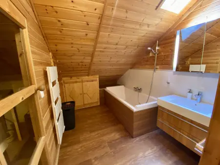 Les Angles : Haut de Chalet 100m², Sauna, 6 Pers - Photo 9